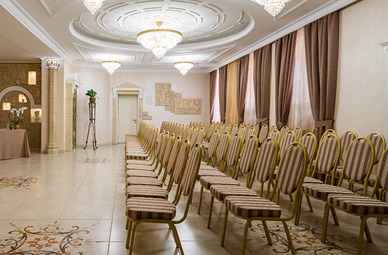 Meetings in hotel Mozart in Odessa